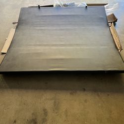 Folding Truck Bed Tonnue Cover 