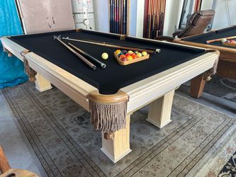 Classy 8’ Billiard Pool Table - Brand New Felt - Can Deliver!