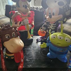 DISNEY POPCORN AND DRINK ITEMS