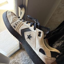 Men’s Converse 