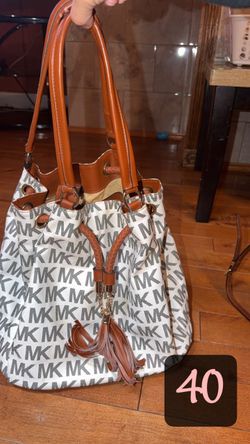 Mk purse