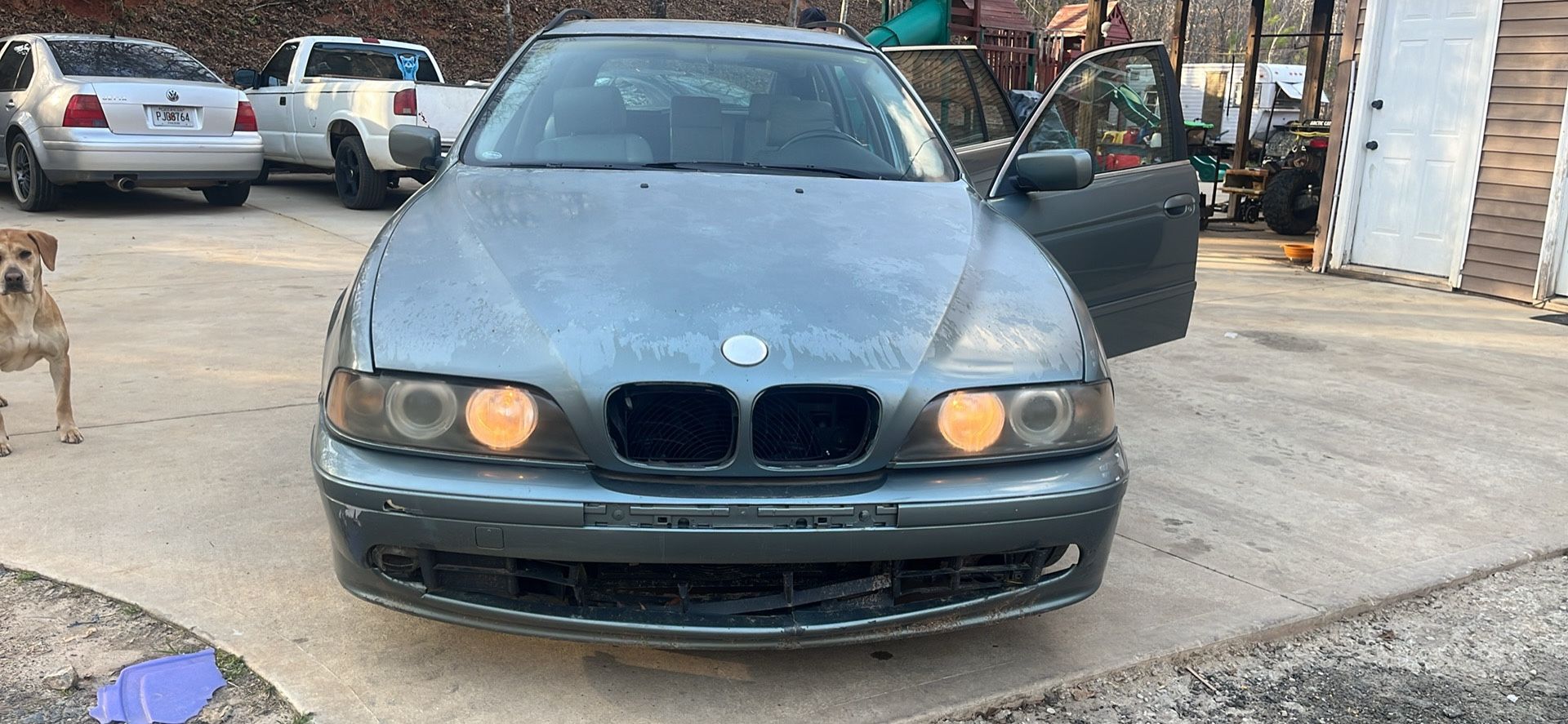 2002 BMW 525i