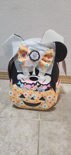 Trick or treat minnie loungefly