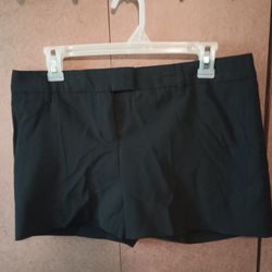 Express Design Studio Black Dress Shorts Sz 8 $10 MPU SERIOUS INQUIRIES ONLY