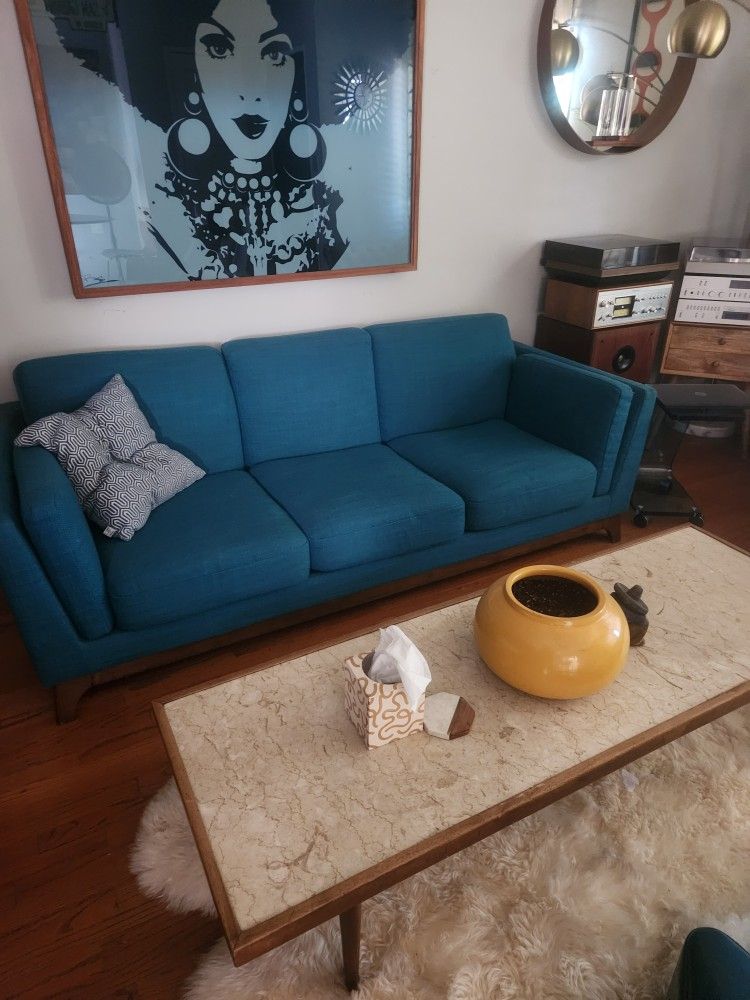 Sofa/ Couch ARTICLE