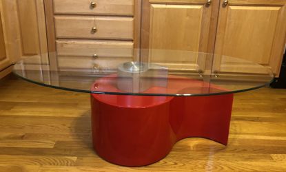 Brand new fancy coffee table