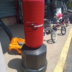 Century Original Wavemaster Freestanding Punching Bag