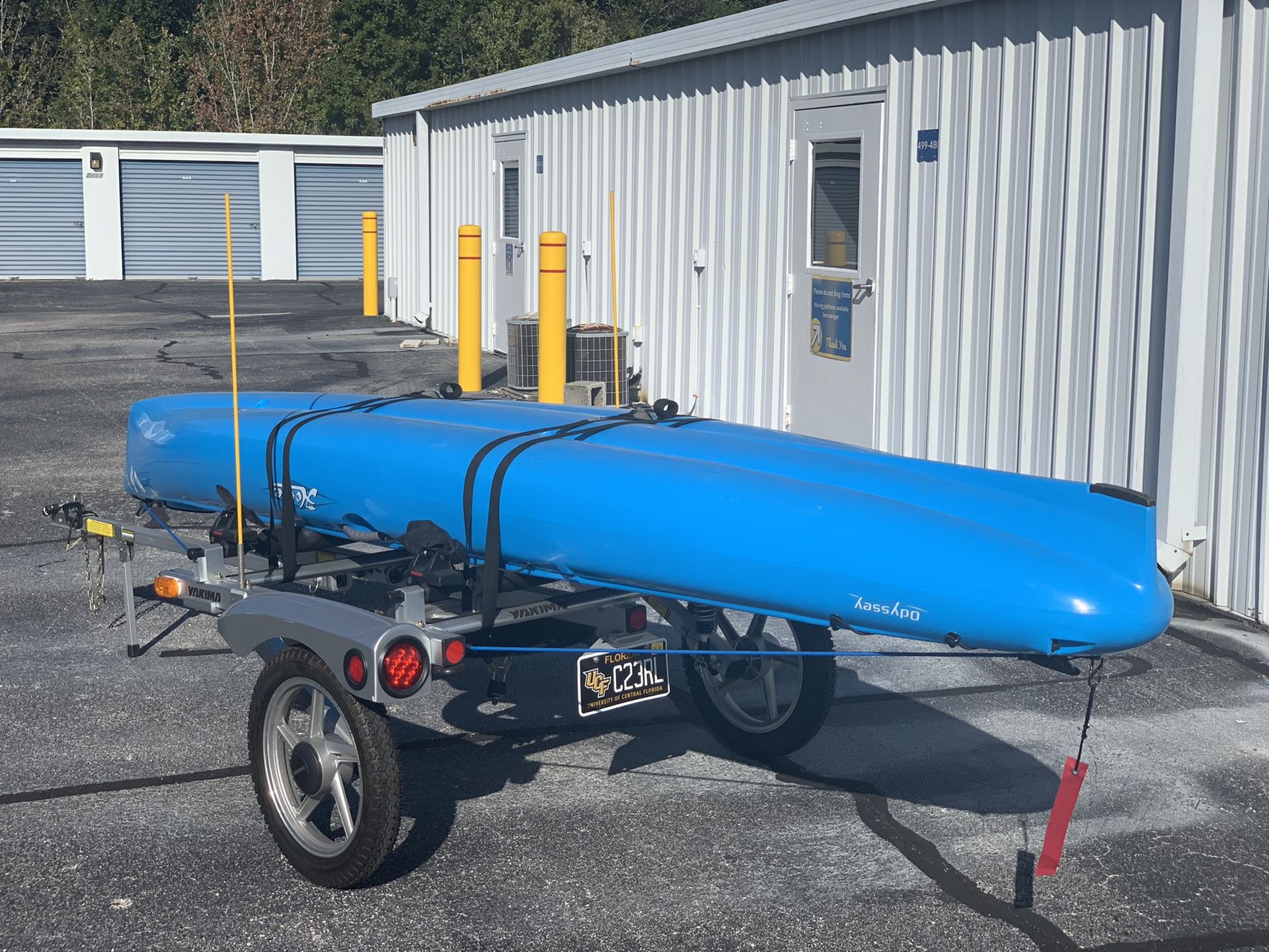 Yakima Rack and Roll Trailer with Spare Tire, Kickstand and Extension