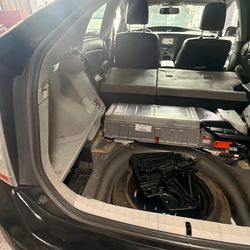 2014 Toyota Prius hybrid head gasket parts