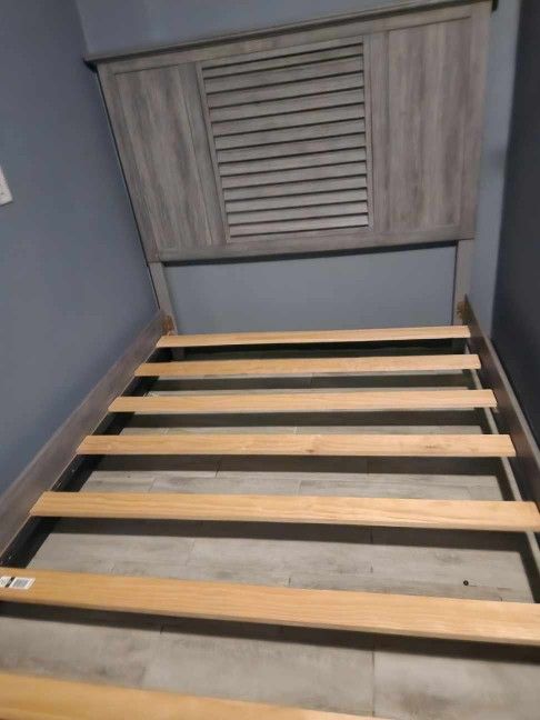 Queen Sized Bed Frame
