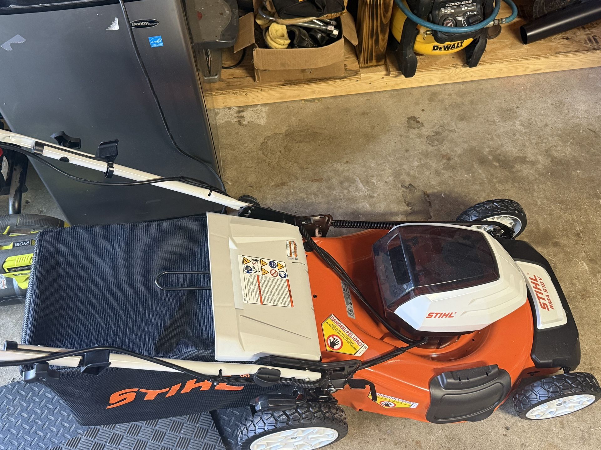 Brand New Stihl Battery Powered Lawn Mower