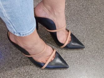 Women's pumps