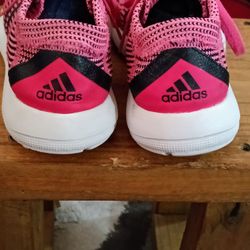 Adidas Element Refine Tricot Pink Running Shoes For Women Size 6.