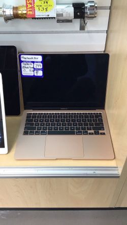 Apple MacBook Air With The I-3 Processor, 8gb Of Ram, And a 256gb HD. Layaway Available!