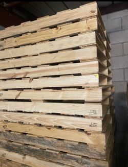 New 48x48 4x4 Pallets $15 Each