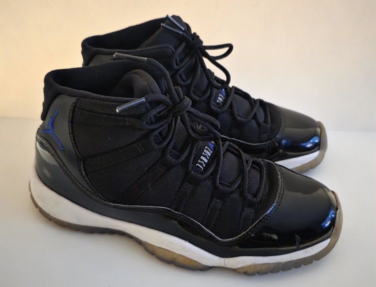 Air Jordan Retro 11 Space Jam Shoes Size 6.5y