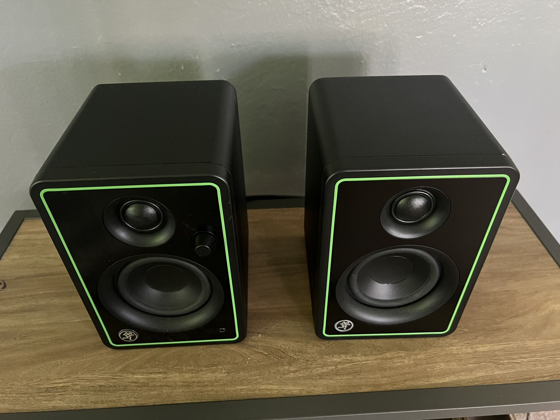 Mackie Monitor Speakers