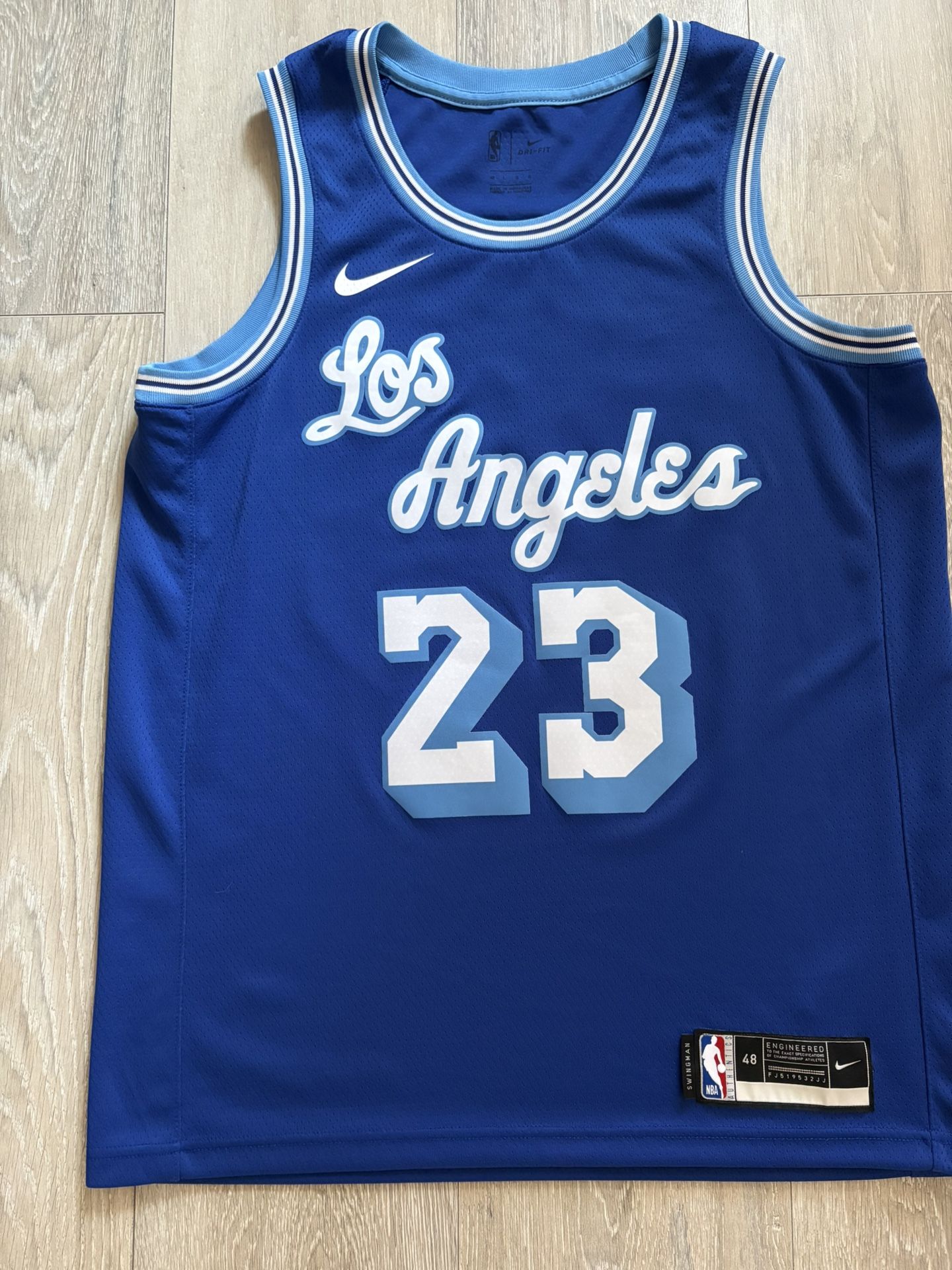 Nike LeBron Jersey Size Large