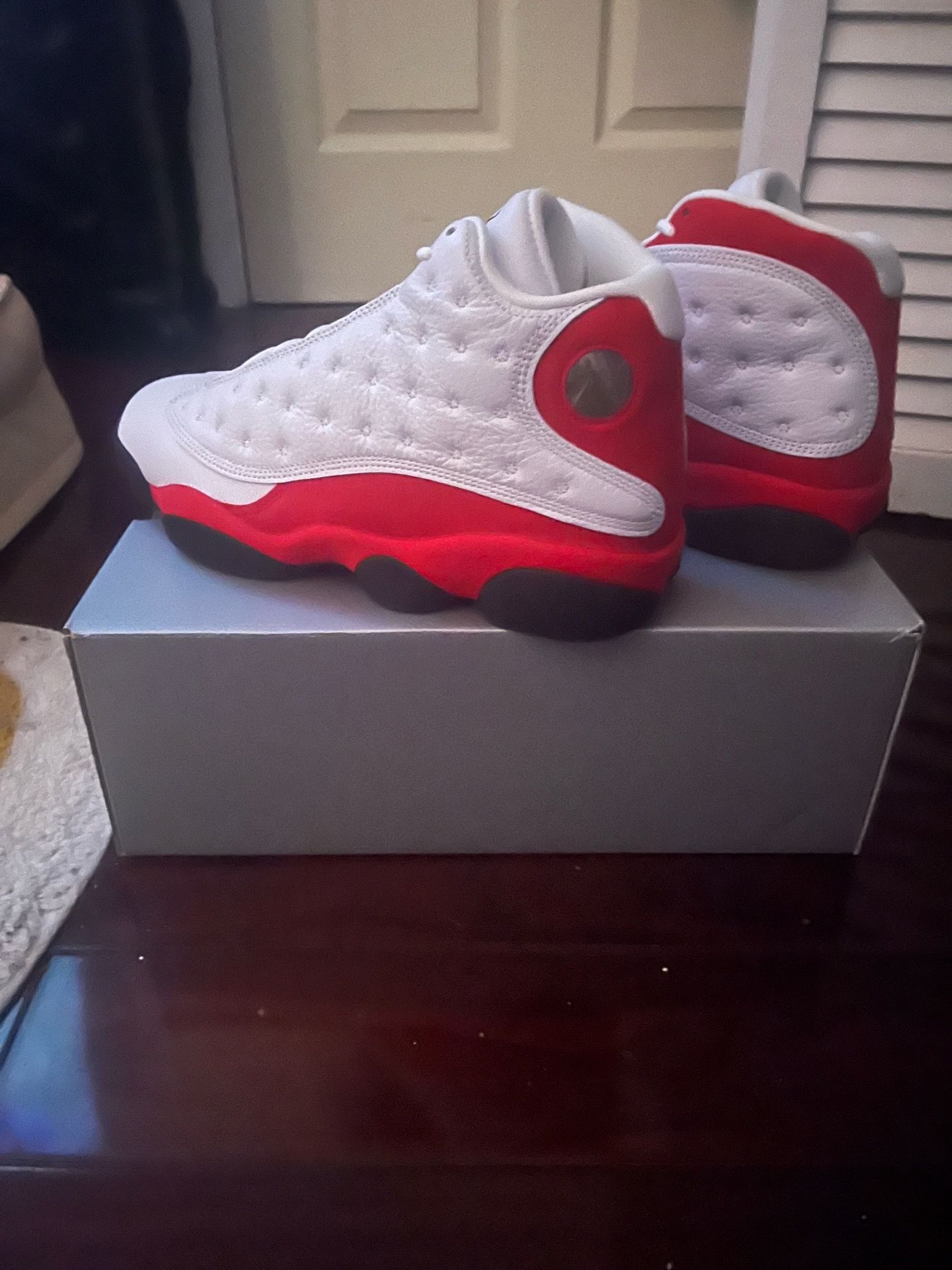 Air Jordan 13 Chicago size 9