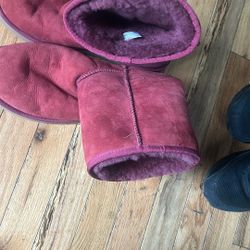 Used UGGS size 10 
