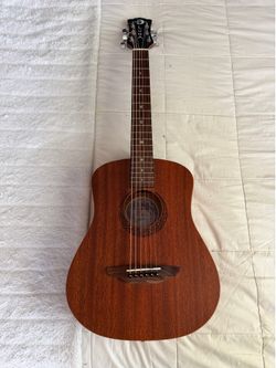 Luna Guitar