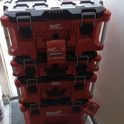 Milwaukee PACKOUT Rolling Tool Boxes