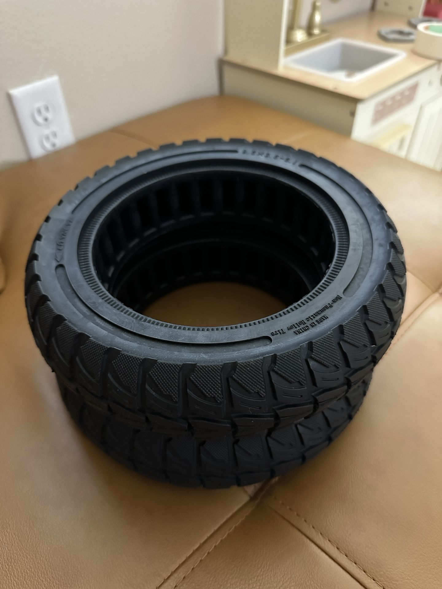 2 tires electric scooter 9.5x2.5-6.1