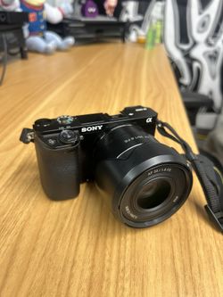 Sony a6000 + lens