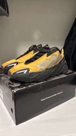 Yzy 700 honey flux