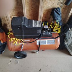 125 psi air compressor with tools
