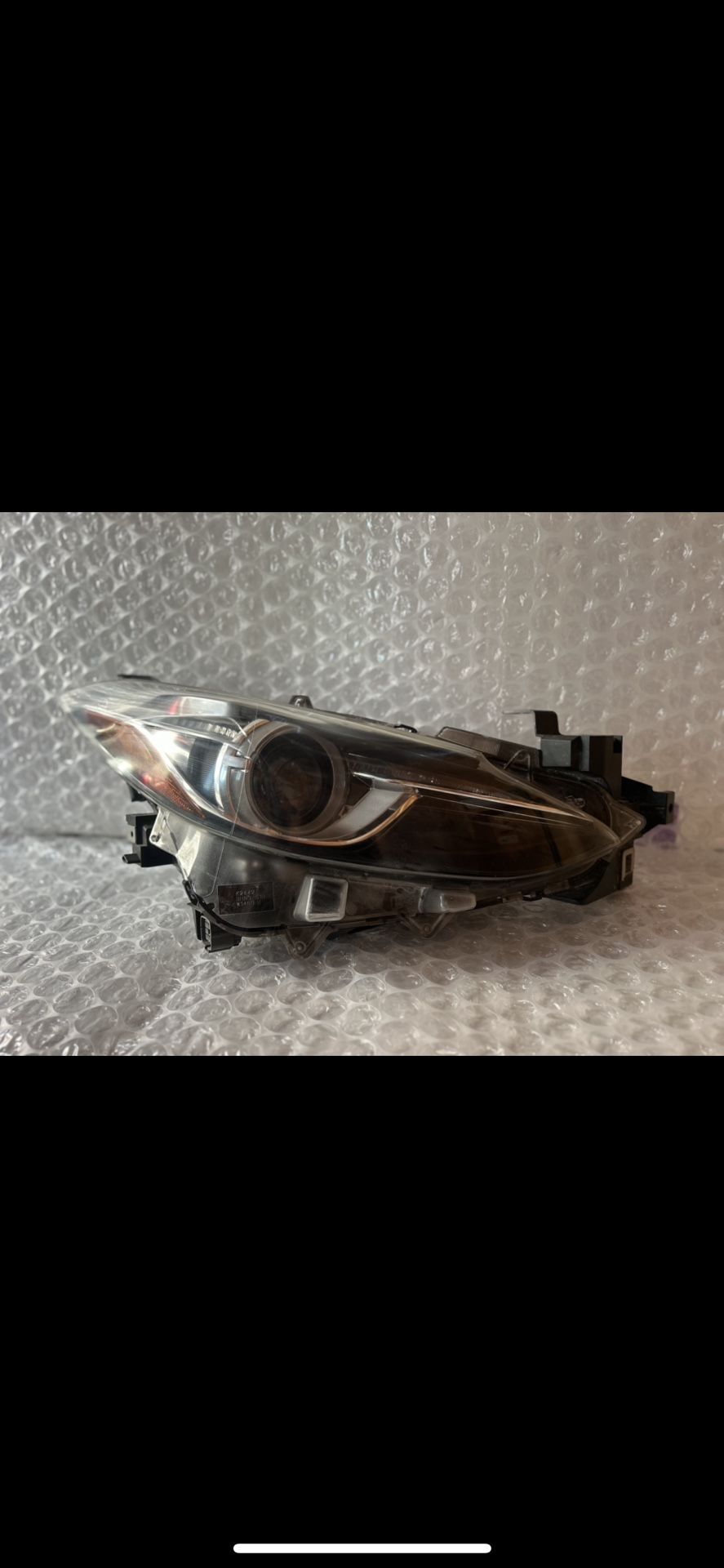 2014-2016 Mazda 3 Composite Headlight Right Passenger Side OEM