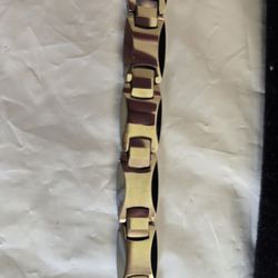 Stirling Silver Bracelet New 9x1/2 Inch Beautiful With Box