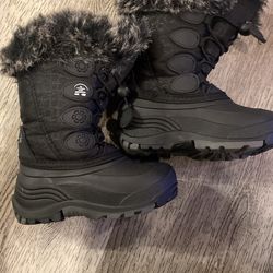 Kids Black Snow Boots