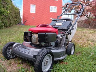 Honda 21" 'Masters' Lawn Mower w/ Hydrostatic Drive & Roto-Stop