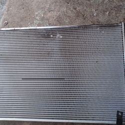 Radiator & AC Condenser Cooling Kit For 2017-22 Chrysler Pacifica 20-22 Voyager 