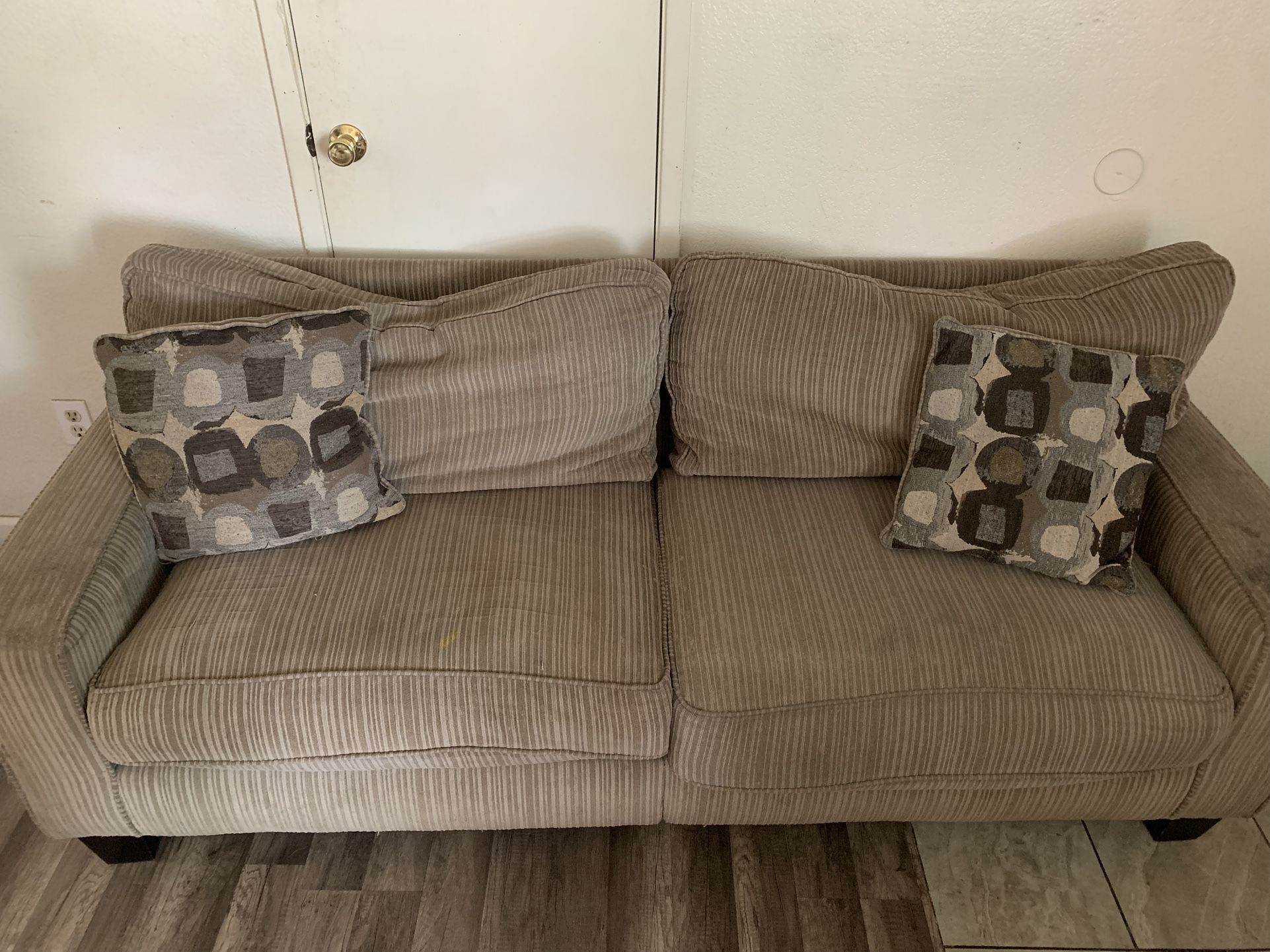 FREE COUCH