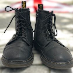 Dr. Martens Docs 1460 J Combat Boots Youth Size 5 Black Leather Side Zip