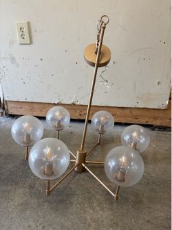 Light fixture