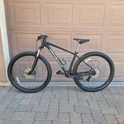 SPECIALIZED ROCKHOPPER SPORT 29 ER MOUNTAIN BIKE ( MEDIUM) CHECK MY OTHER BIKES 