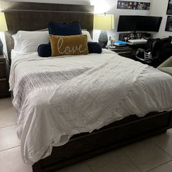Queen bed Frame & Matress
