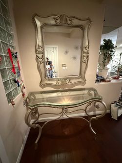Mirror and entry way table and coffee table