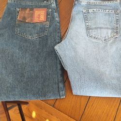 Men's 34x32 boot cut jeans 