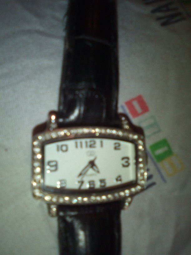 GG Quarts Watch,Diamond All The Way Around The Face,Black Band