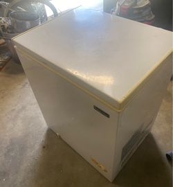 Magic Chef Freezer