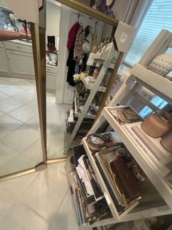 2 new identical mirrors