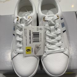 Ted Baker Womens Size 6 Sneakers Brand New