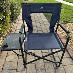 GCI Outdoor Folding Outdoor Chair with Side Table and Cup Holder 