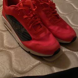 Men’s size 9.5 Air Max’s