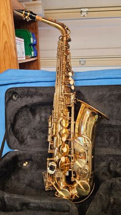 BENJAMIN ADAMS ALTO SAXOPHONE WITH PADDED CASE