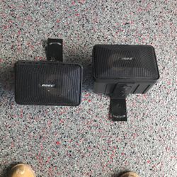 Speakers  Bose Out Door